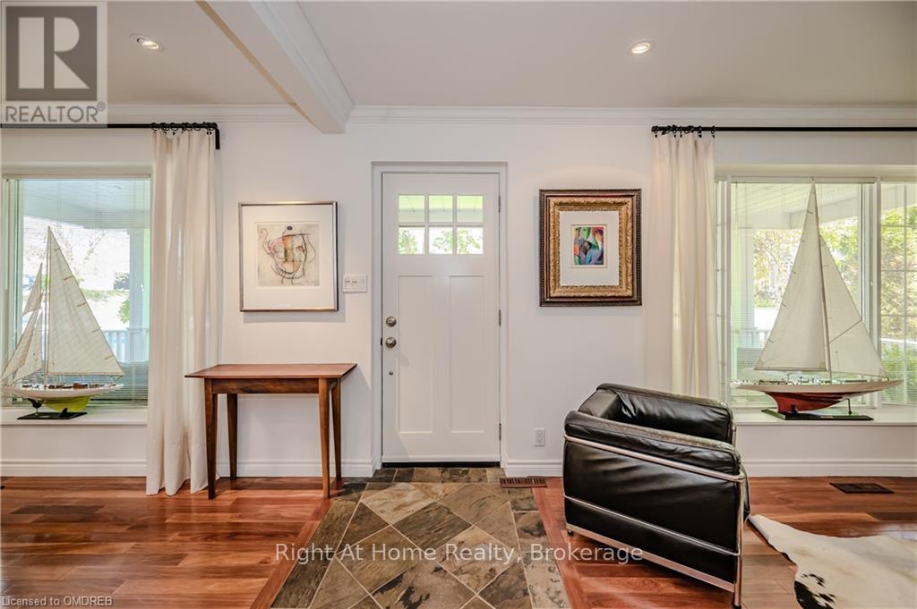 76 Brock Street, Oakville, Ontario  L6K 2Z1 - Photo 7 - W10404431