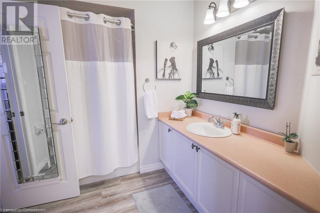 11 Tomahawk Drive, Grimsby, Ontario  L3M 5G4 - Photo 20 - 40684506