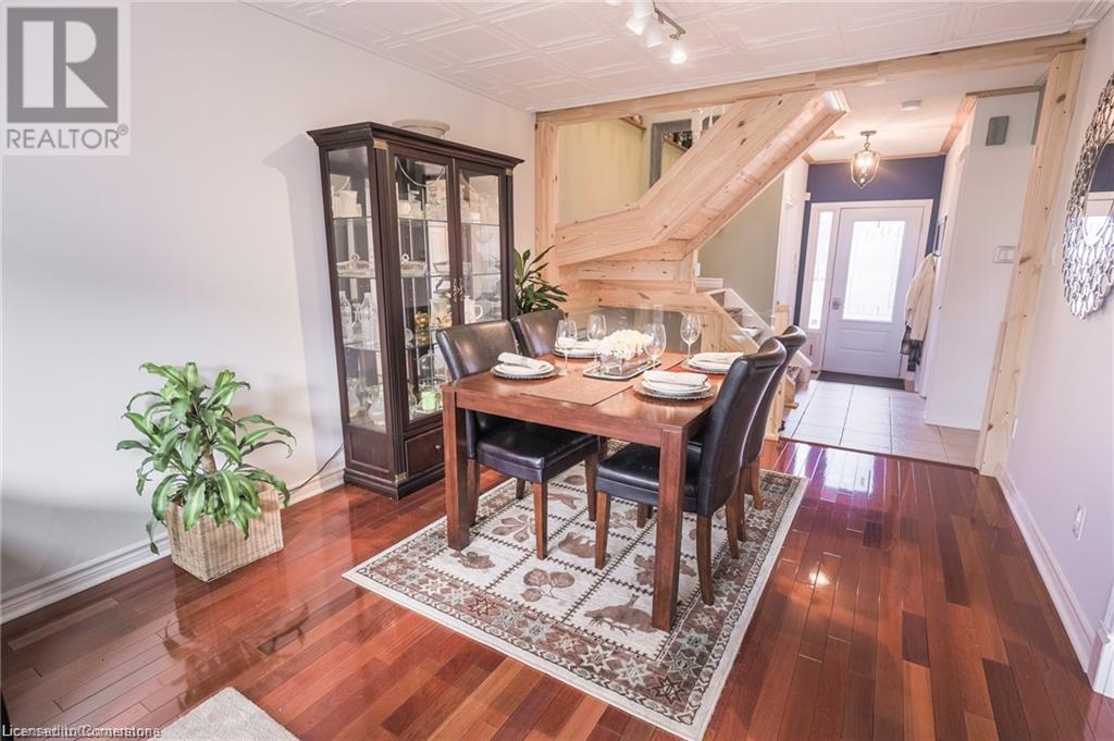 11 Tomahawk Drive, Grimsby, Ontario  L3M 5G4 - Photo 9 - 40684506