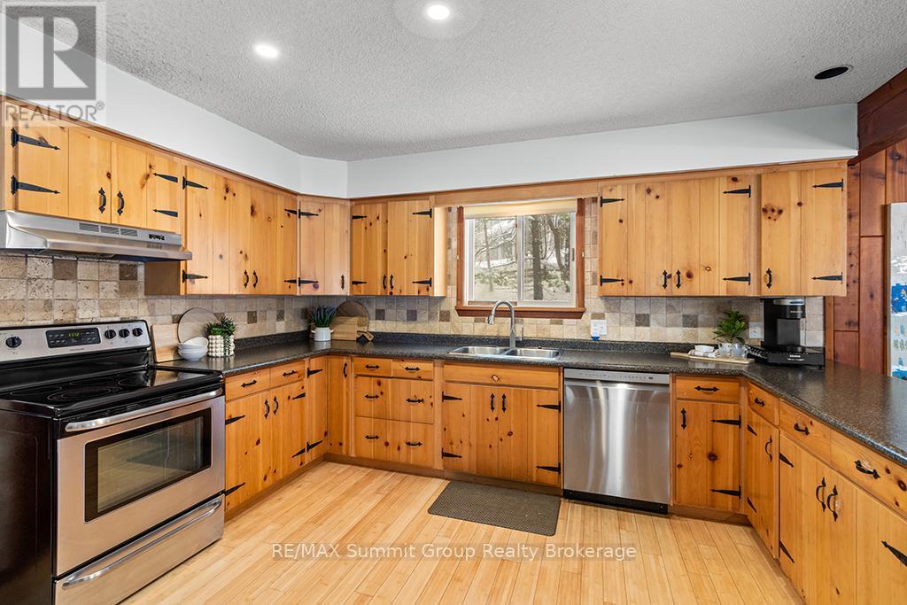 144 Talisman Boulevard, Grey Highlands, Ontario  N0C 1G0 - Photo 5 - X11888049