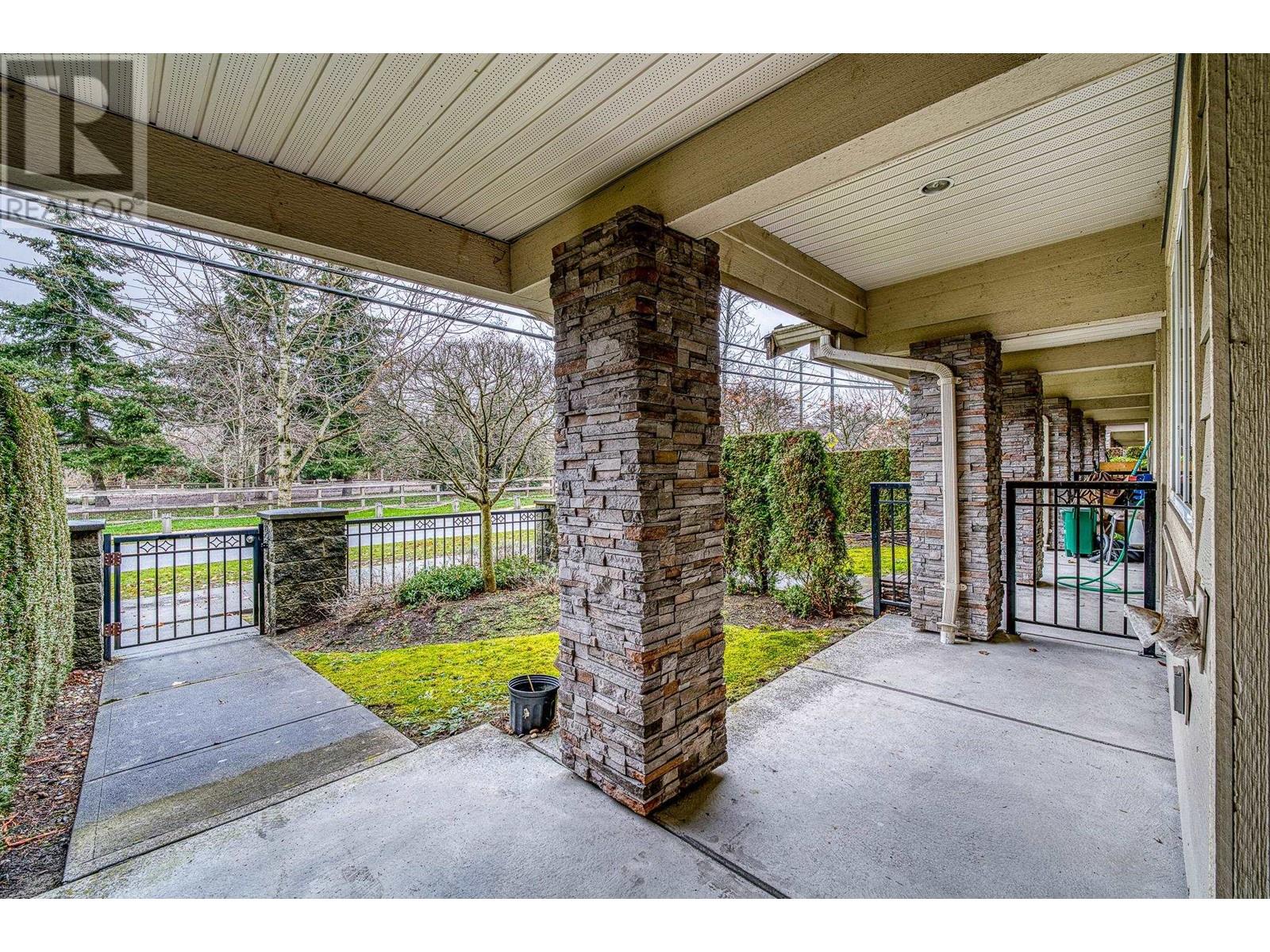 Listing Picture 17 of 21 : 20 7051 ASH STREET, Richmond / 烈治文 - 魯藝地產 Yvonne Lu Group - MLS Medallion Club Member