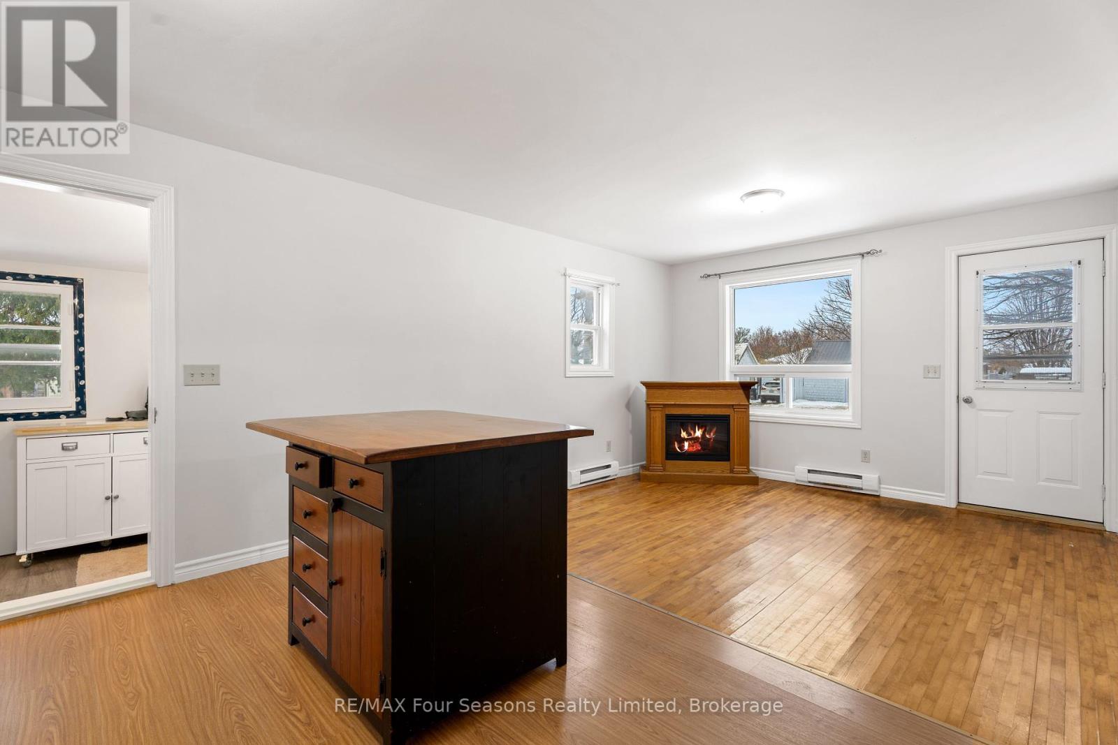 196 Erie Street W, Collingwood, Ontario  L9Y 1P7 - Photo 13 - S11888104