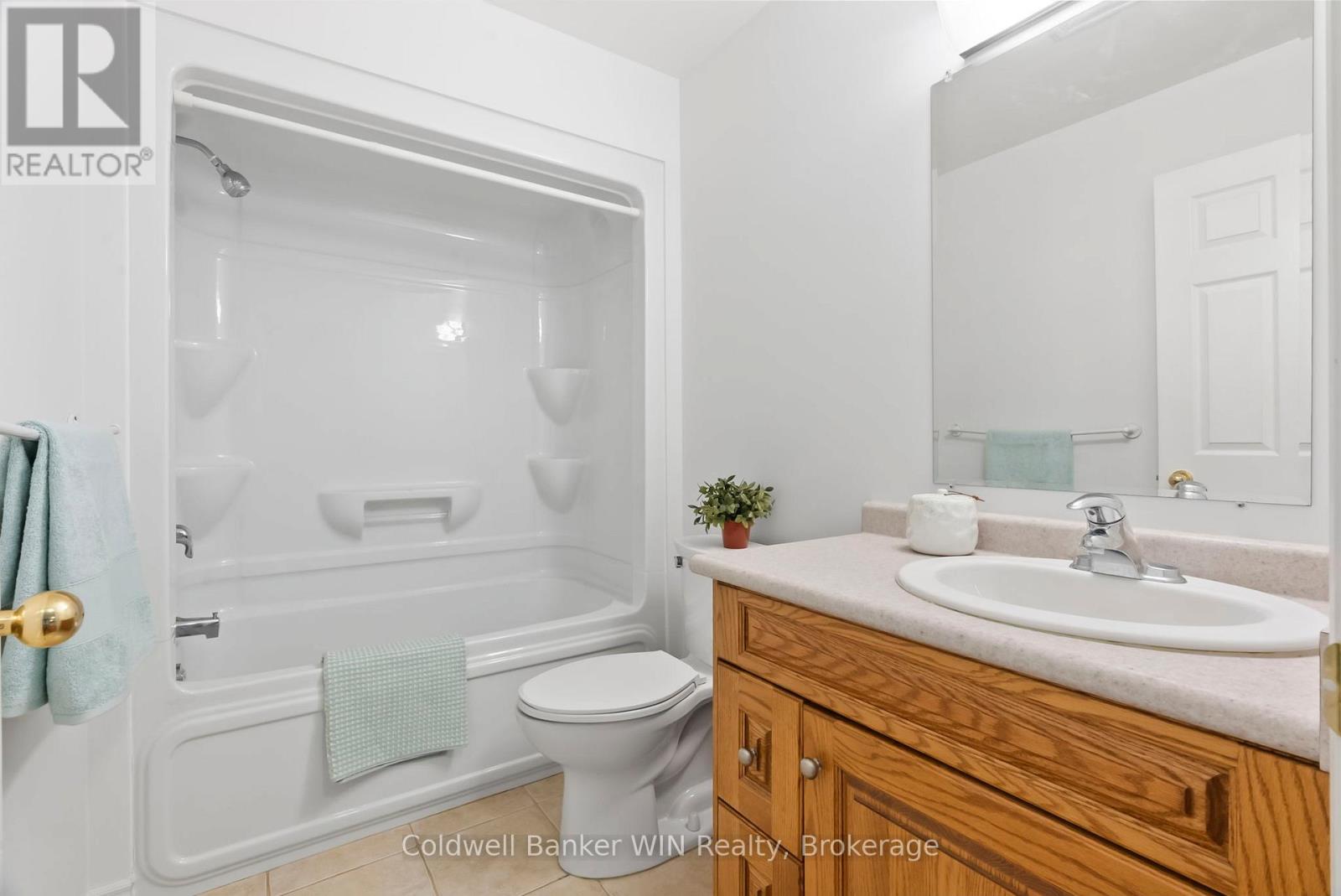 207 - 401 Birmingham Street E, Wellington North, Ontario  N0G 2L2 - Photo 13 - X11888135
