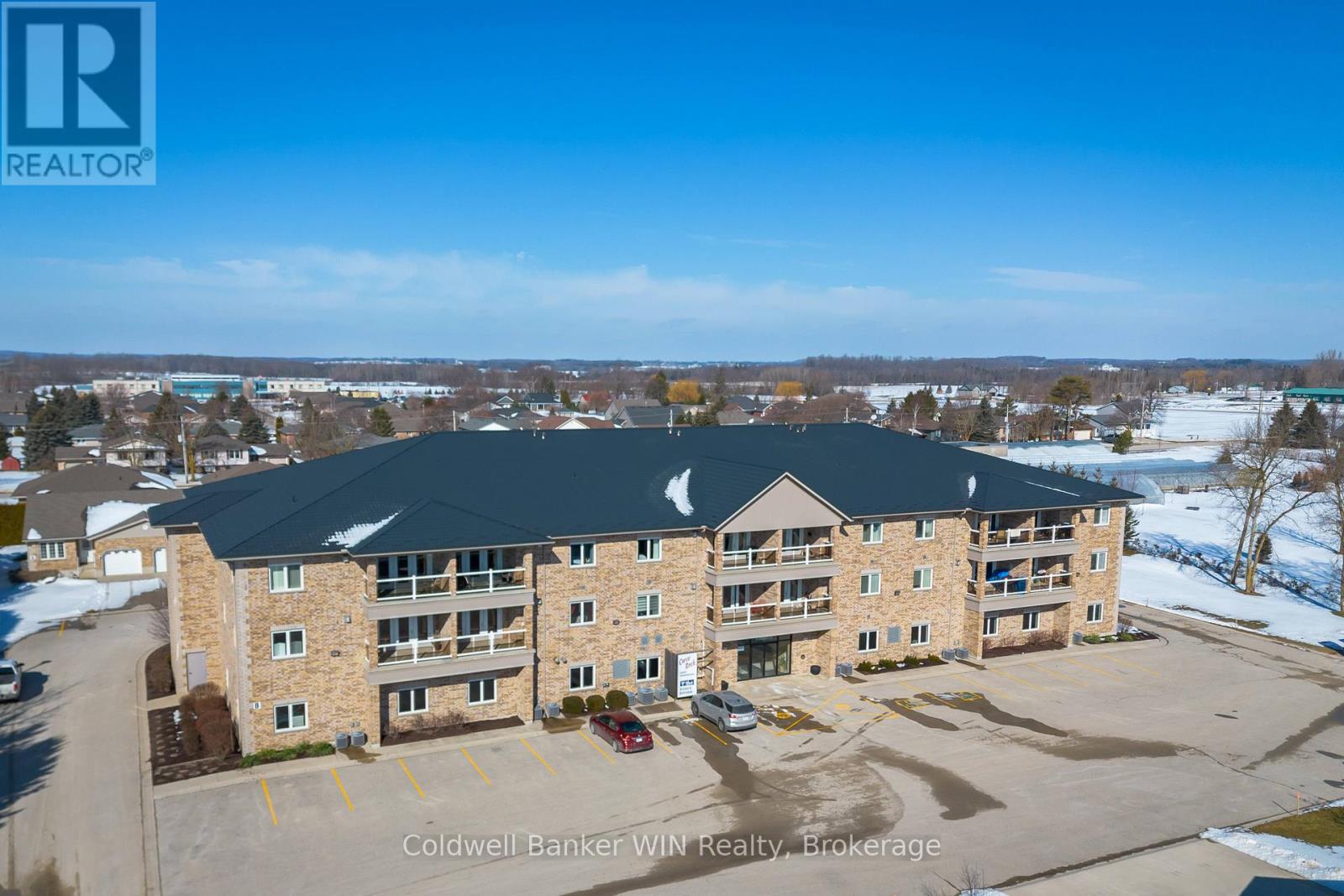 207 - 401 Birmingham Street E, Wellington North, Ontario  N0G 2L2 - Photo 2 - X11888135