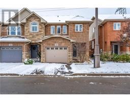 125 PERIWINKLE Drive, Hamilton, Ontario