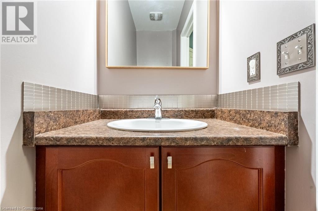 125 Periwinkle DriveHamilton, Ontario  L0R 1P0 - Photo 38 - 40683708