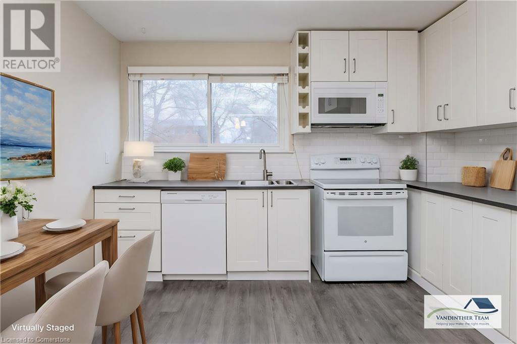 5479 Schueller CrescentBurlington, Ontario  L7L 3T1 - Photo 14 - 40684496