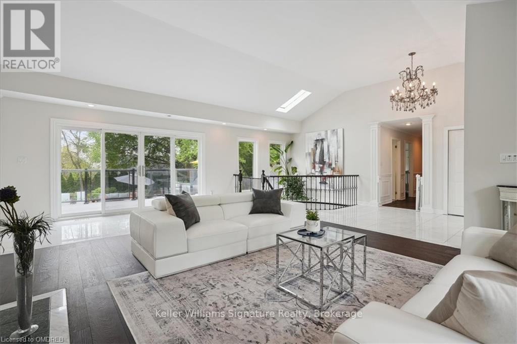 20 Craven Avenue, Burlington, Ontario  L7P 0T4 - Photo 6 - W11190100