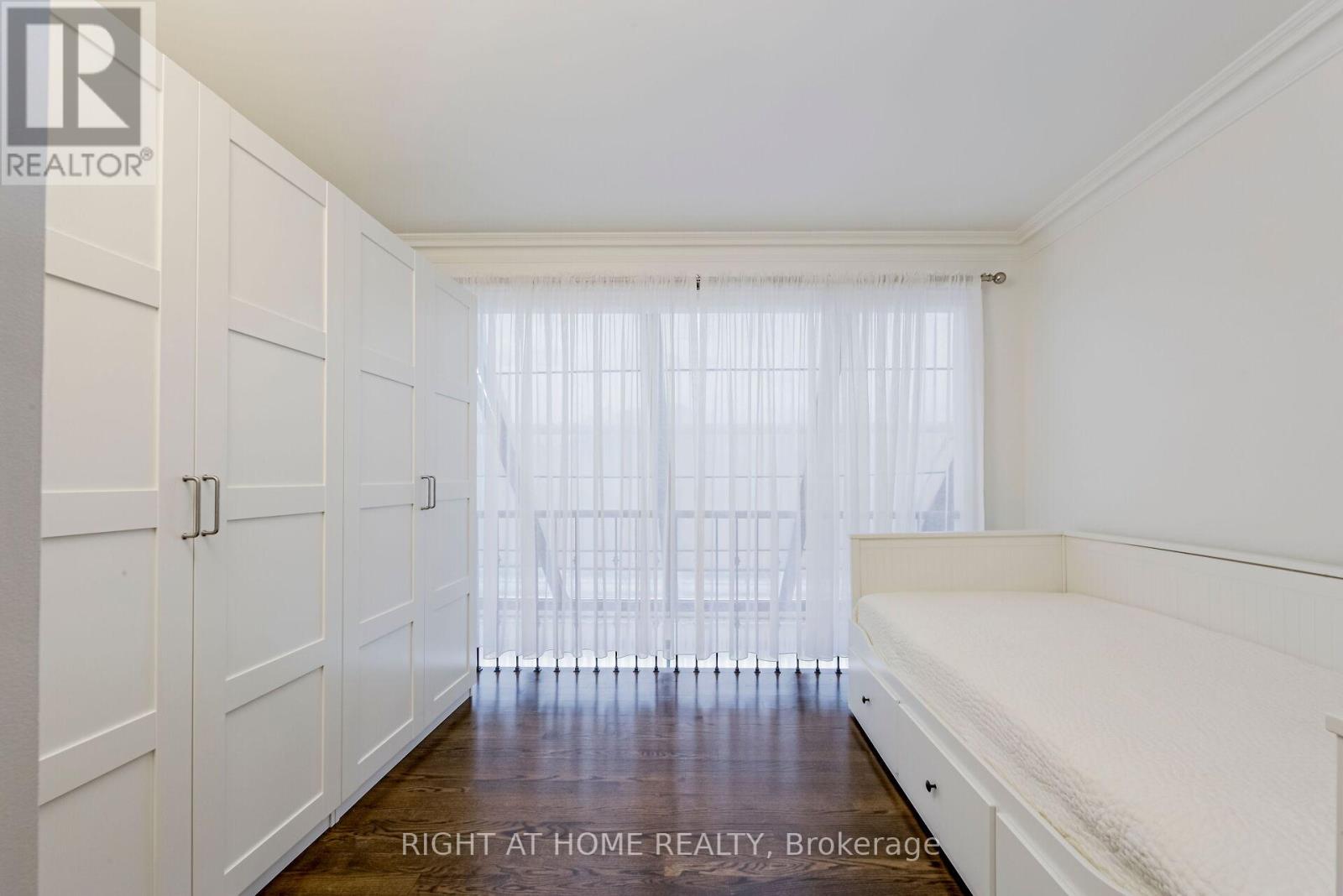 Ph16 - 20 Glebe Road W, Toronto, Ontario  M5P 1C9 - Photo 29 - C11888162