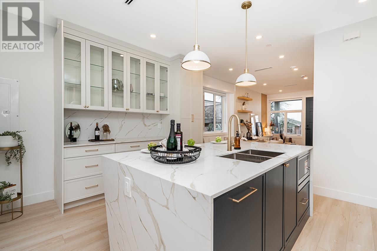 Listing Picture 11 of 40 : 3466 MONS DRIVE, Vancouver / 溫哥華 - 魯藝地產 Yvonne Lu Group - MLS Medallion Club Member