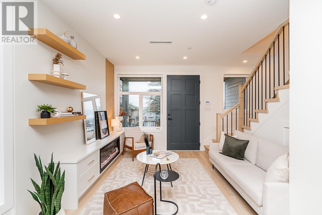 Listing Picture 7 of 40 : 3466 MONS DRIVE, Vancouver / 溫哥華 - 魯藝地產 Yvonne Lu Group - MLS Medallion Club Member