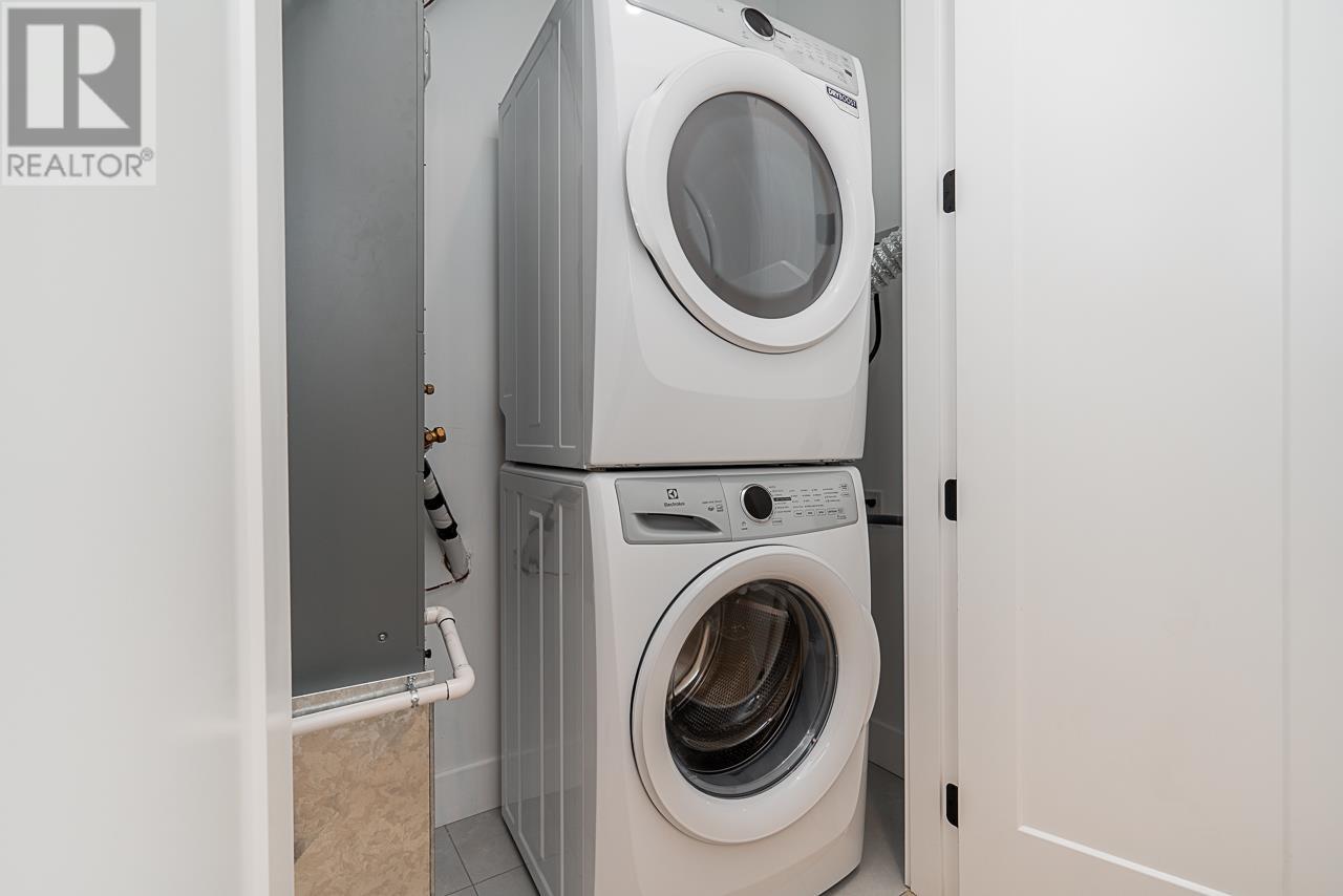 Listing Picture 27 of 40 : 3466 MONS DRIVE, Vancouver / 溫哥華 - 魯藝地產 Yvonne Lu Group - MLS Medallion Club Member