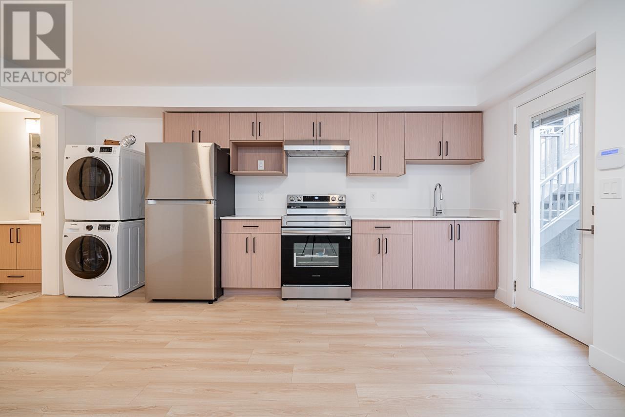 Listing Picture 30 of 40 : 3466 MONS DRIVE, Vancouver / 溫哥華 - 魯藝地產 Yvonne Lu Group - MLS Medallion Club Member