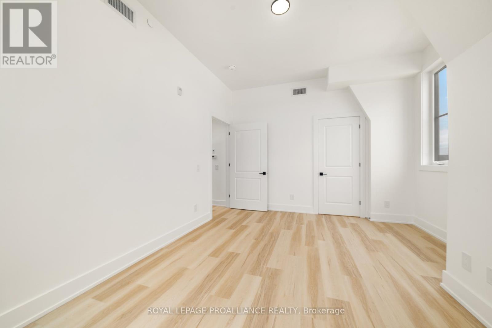 301 - 941 Charles Wilson Parkway, Cobourg, Ontario  K9A 0L2 - Photo 17 - X11888262