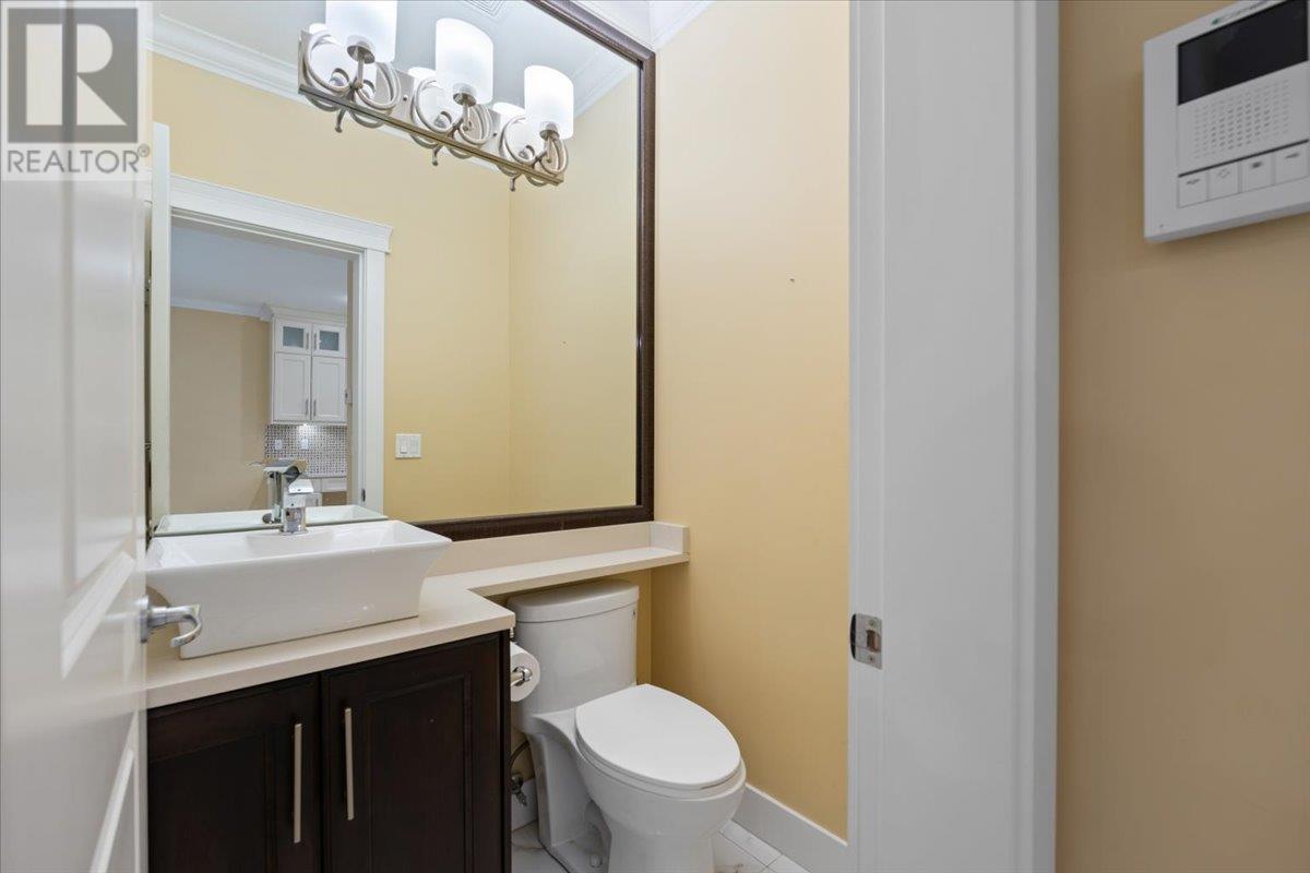 1125 Yorston Court, Burnaby, British Columbia  V5A 2T8 - Photo 11 - R2949745