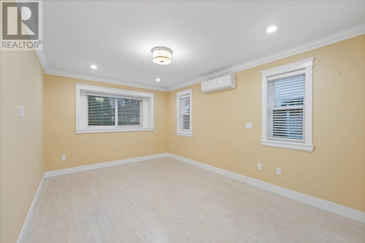 1125 Yorston Court, Burnaby, British Columbia  V5A 2T8 - Photo 14 - R2949745