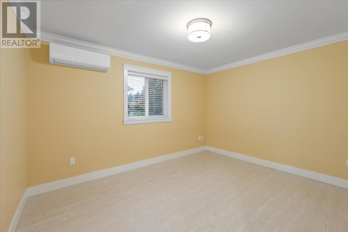 1125 Yorston Court, Burnaby, British Columbia  V5A 2T8 - Photo 18 - R2949745