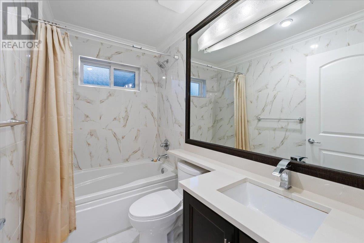 1125 Yorston Court, Burnaby, British Columbia  V5A 2T8 - Photo 22 - R2949745
