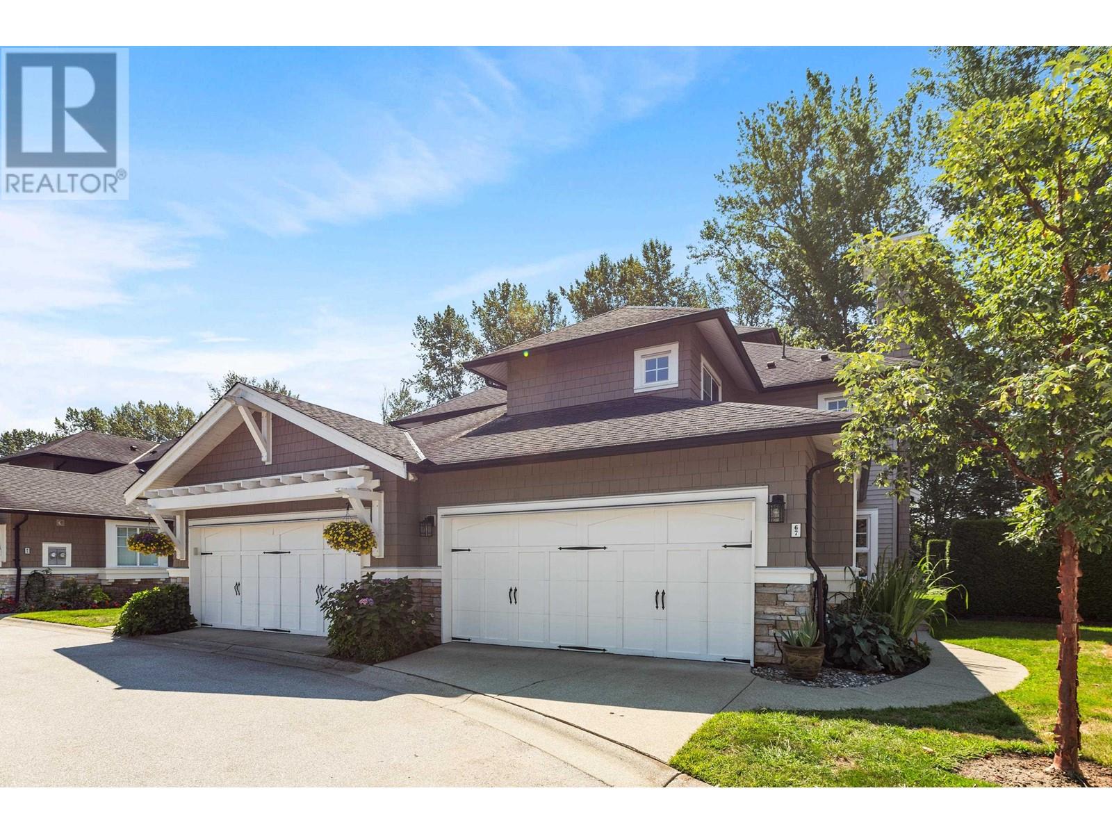 67 19452 Fraser Way, Pitt Meadows, British Columbia V3Y 0A3 - Photo 2 - R2949778