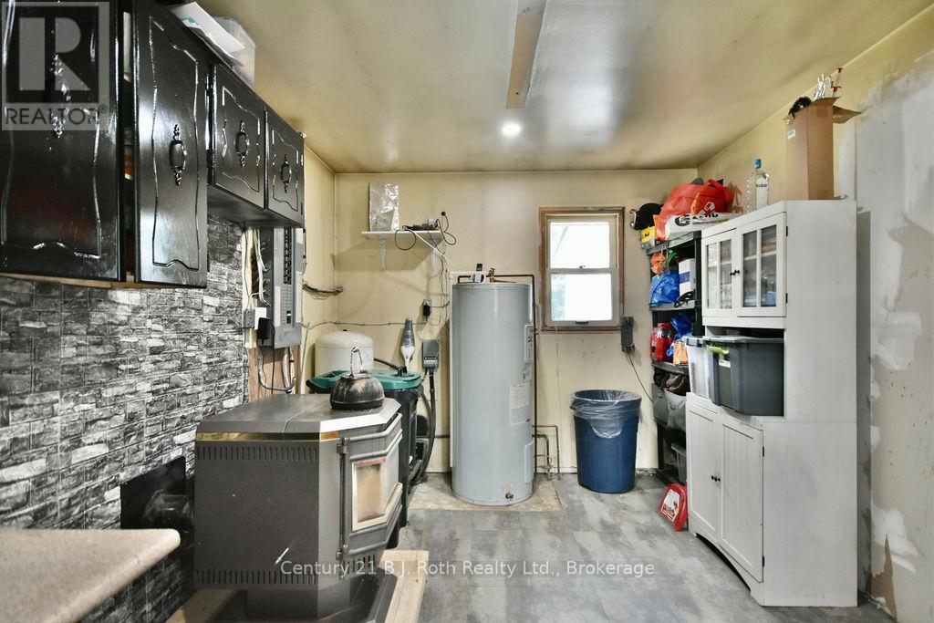 2286 Flos Ten Road E, Springwater, Ontario  L0L 1P0 - Photo 26 - S11888254