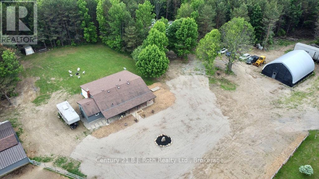 2286 Flos Ten Road E, Springwater, Ontario  L0L 1P0 - Photo 6 - S11888254