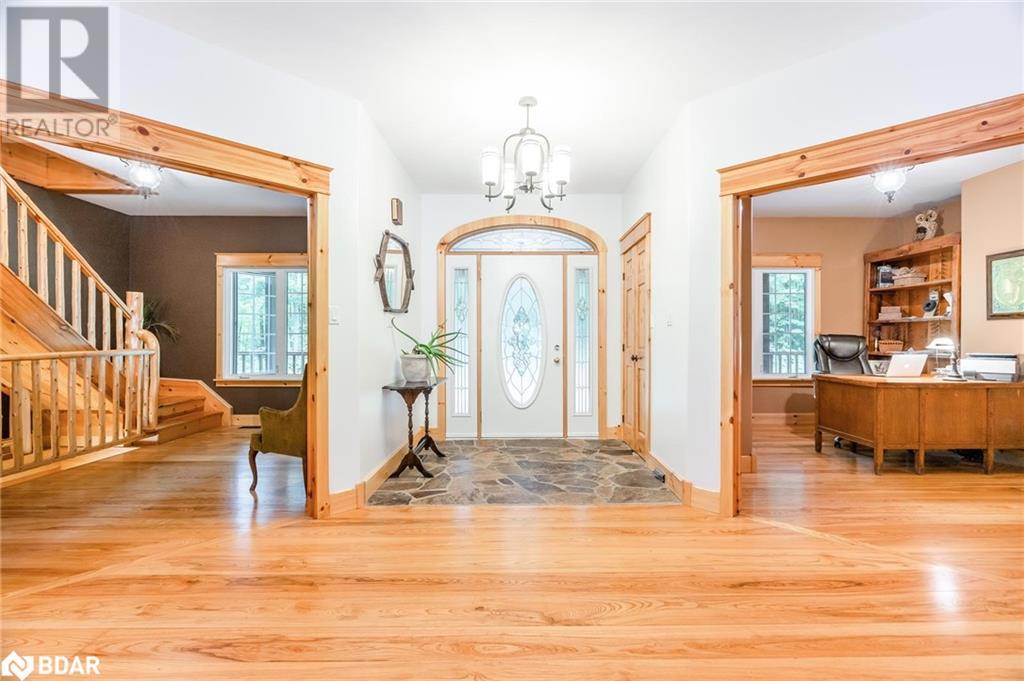 697 Lafontaine Road E, Tiny, Ontario  L9M 0S5 - Photo 4 - 40668036