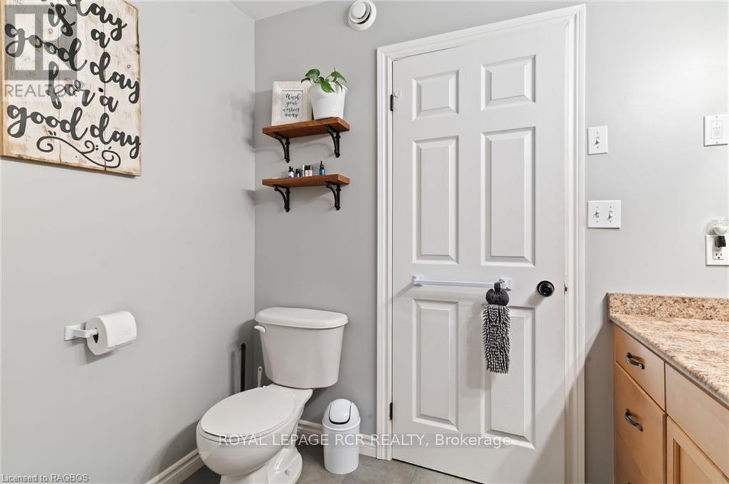 754 16th Street, Hanover, Ontario  N4N 3W8 - Photo 13 - X10846918