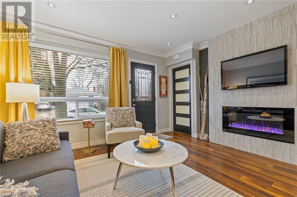 221 West 19th Street, Hamilton, Ontario  L9C 4J3 - Photo 4 - 40684483