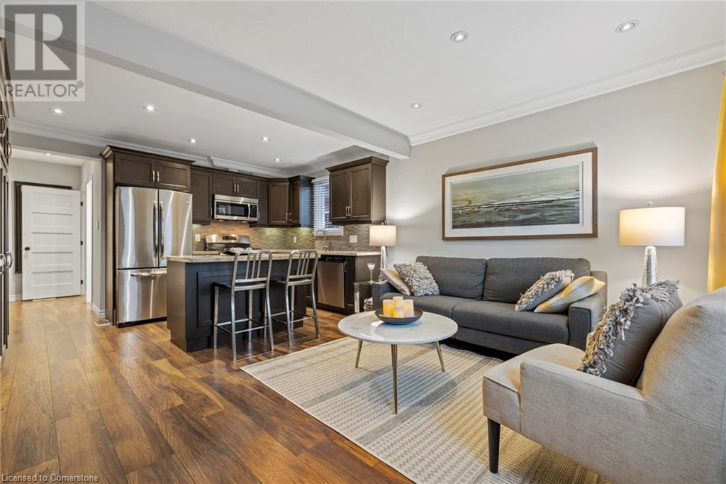 221 West 19th Street, Hamilton, Ontario  L9C 4J3 - Photo 9 - 40684483