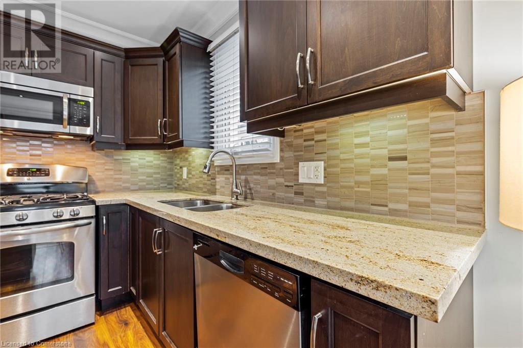 221 West 19th Street, Hamilton, Ontario  L9C 4J3 - Photo 16 - 40684483