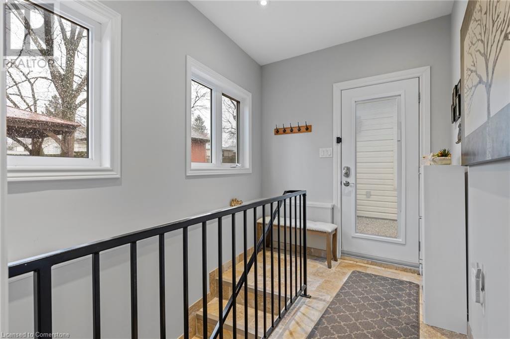 221 West 19th Street, Hamilton, Ontario  L9C 4J3 - Photo 24 - 40684483