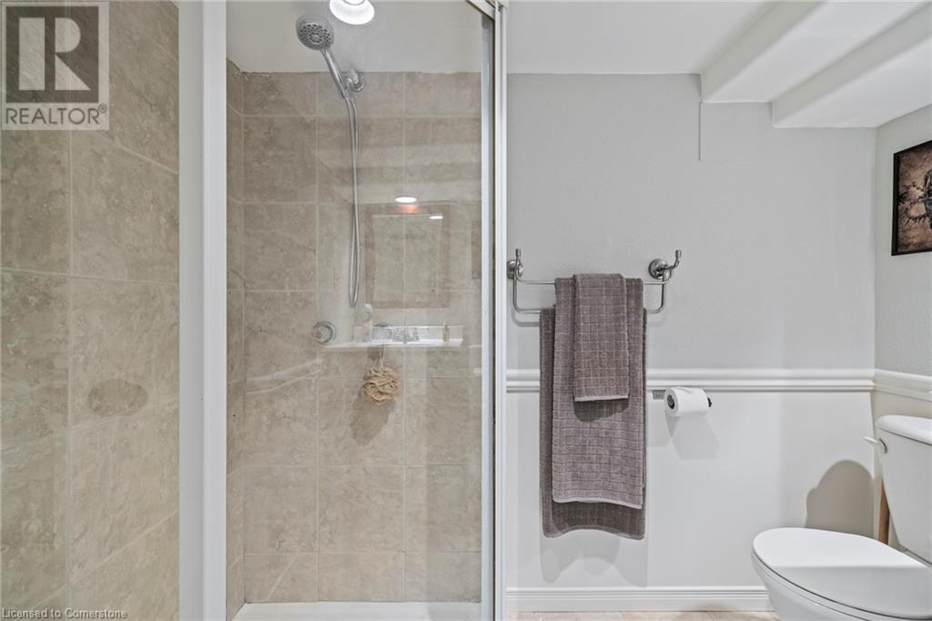 221 West 19th Street, Hamilton, Ontario  L9C 4J3 - Photo 40 - 40684483