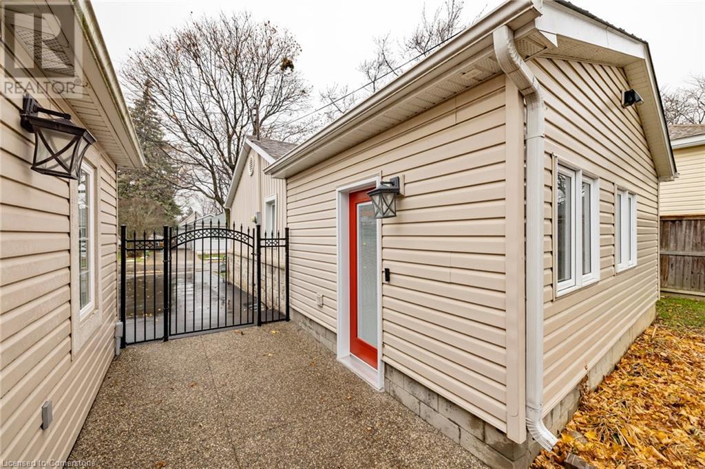 221 West 19th Street, Hamilton, Ontario  L9C 4J3 - Photo 41 - 40684483