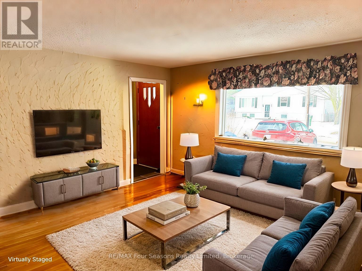 210 Saunders Street, Clearview, Ontario  L0M 1S0 - Photo 9 - S11888276