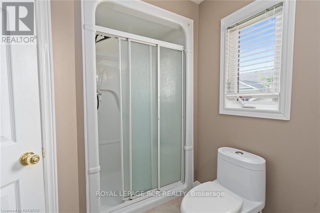 414 4th Street S, Hanover, Ontario  N4N 3V1 - Photo 21 - X11880015