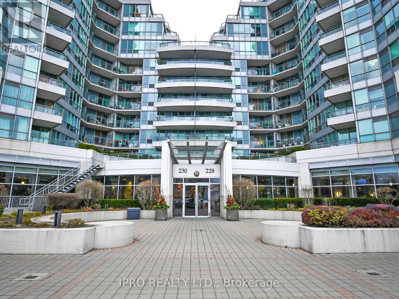 SPH2701 - 228 QUEENS QUAY W, Toronto, Ontario