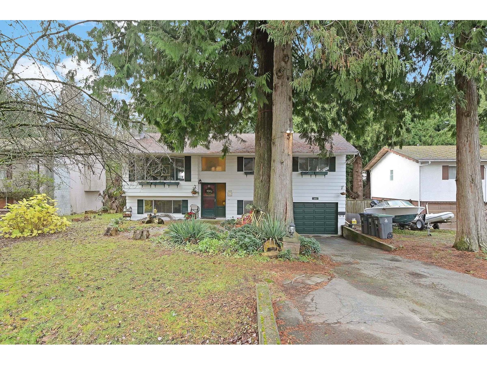 1941 127A STREET, surrey, British Columbia