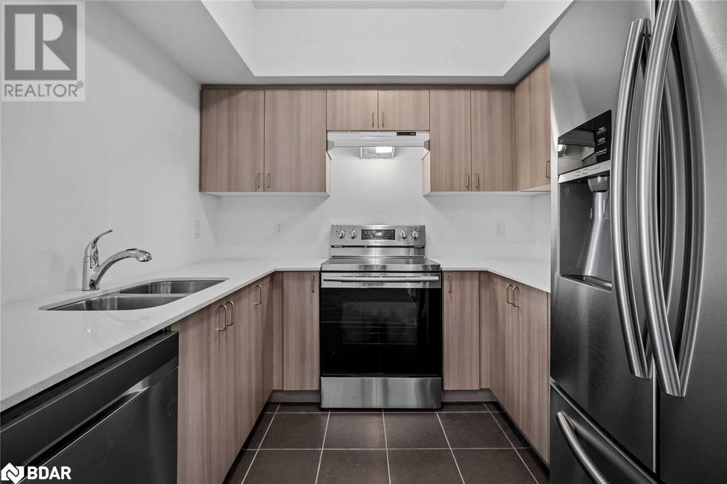 302 Essa Road Unit# 104, Barrie, Ontario  L9J 0H3 - Photo 2 - 40684415