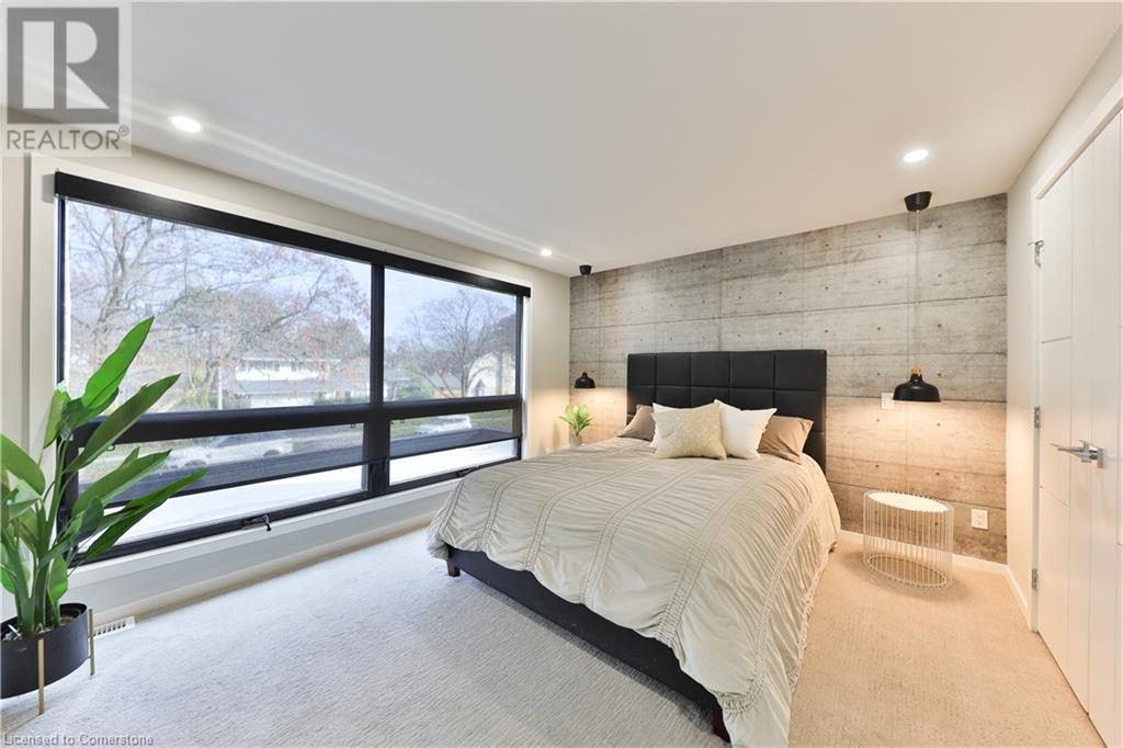 370 Goodram DriveBurlington, Ontario  L7L 2K1 - Photo 27 - 40684518