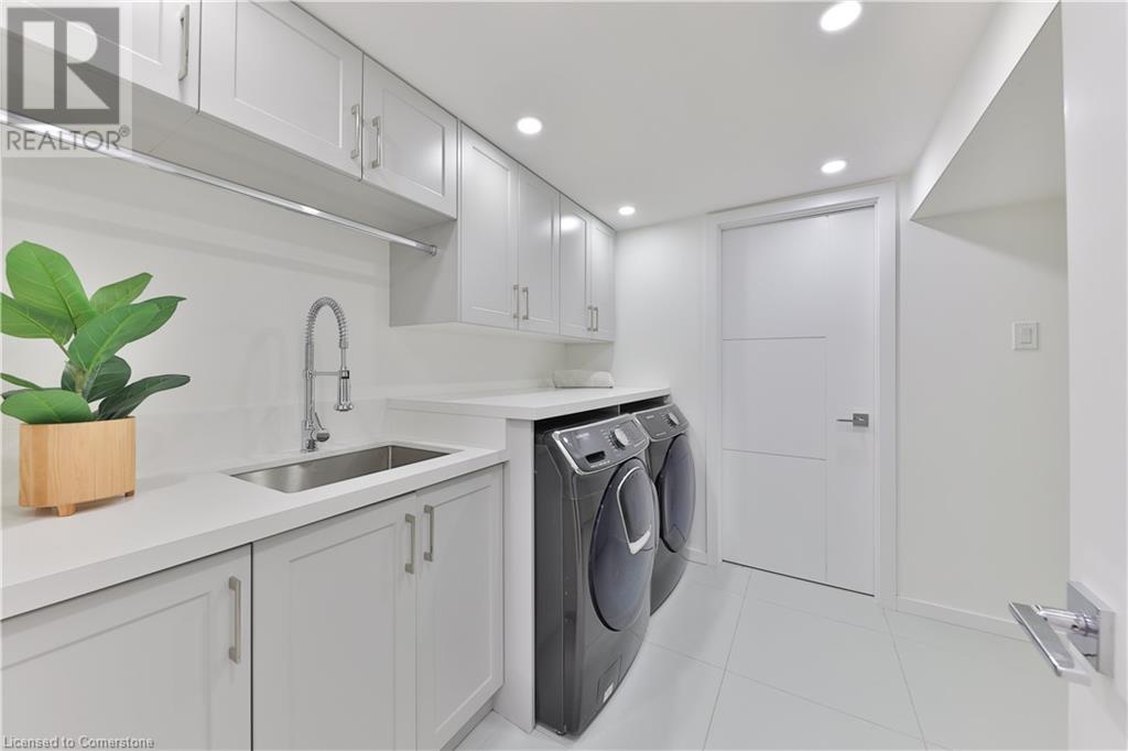 370 Goodram DriveBurlington, Ontario  L7L 2K1 - Photo 38 - 40684518