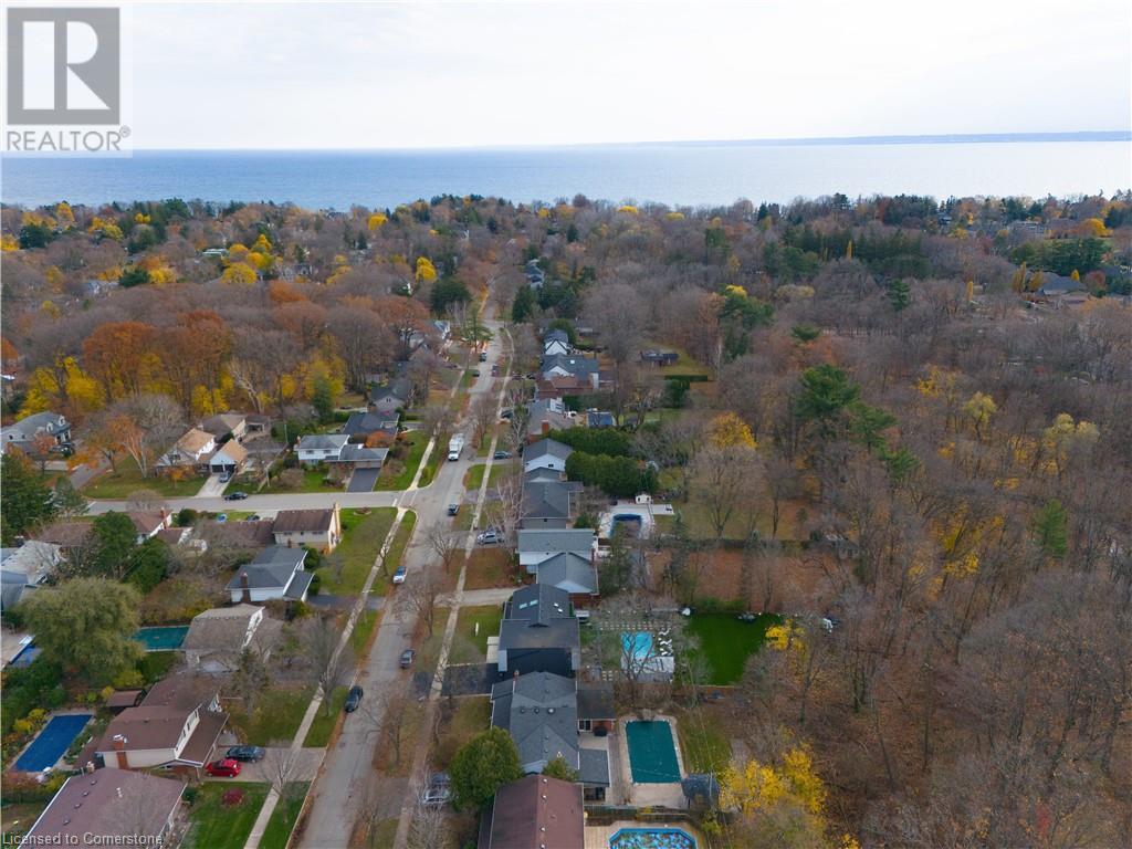 370 Goodram DriveBurlington, Ontario  L7L 2K1 - Photo 4 - 40684518