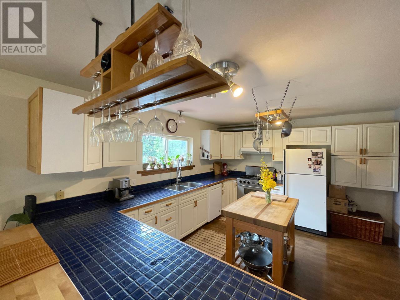 Property at 7904 Railway Avenue Avenue image 2
