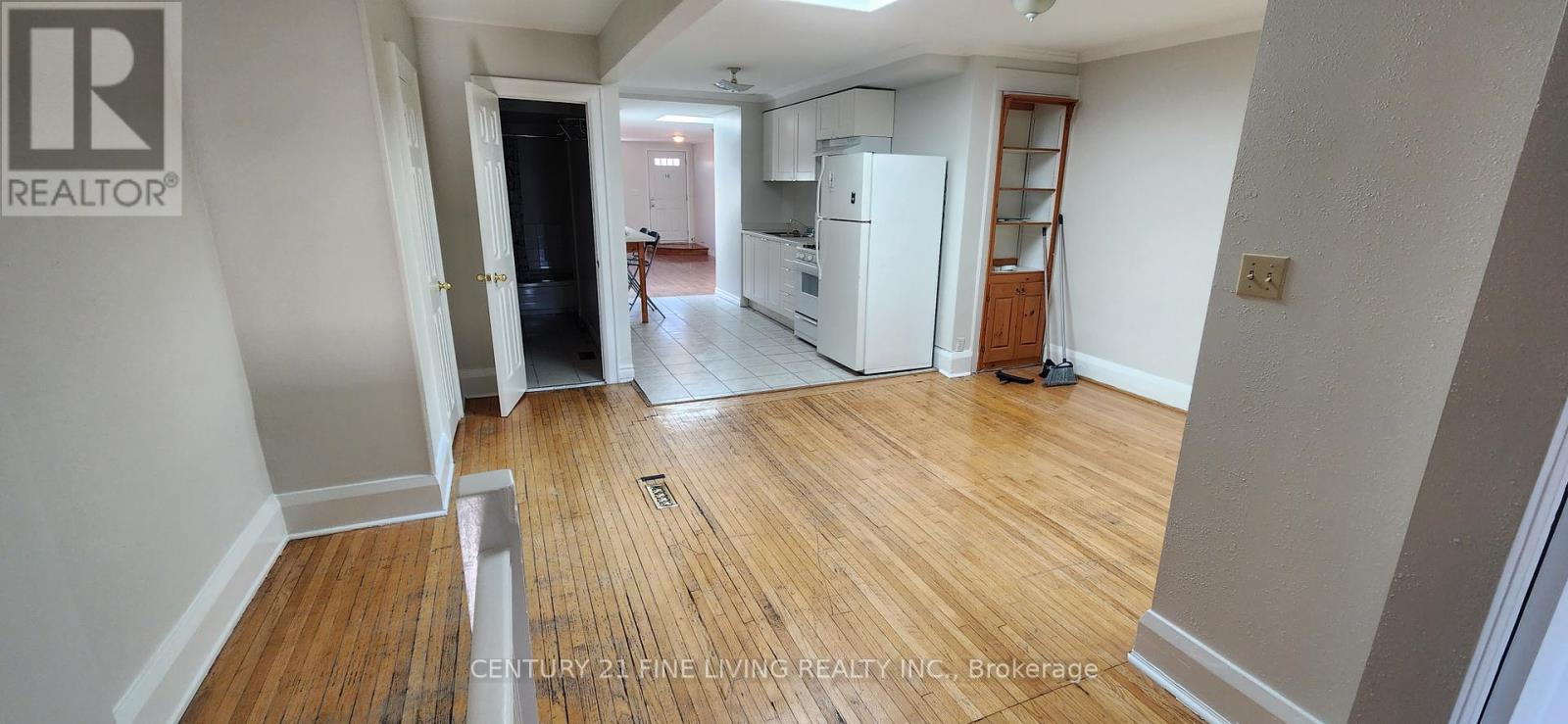 2 - 327 Jane Street, Toronto, Ontario  M6S 3Z3 - Photo 28 - W11888392