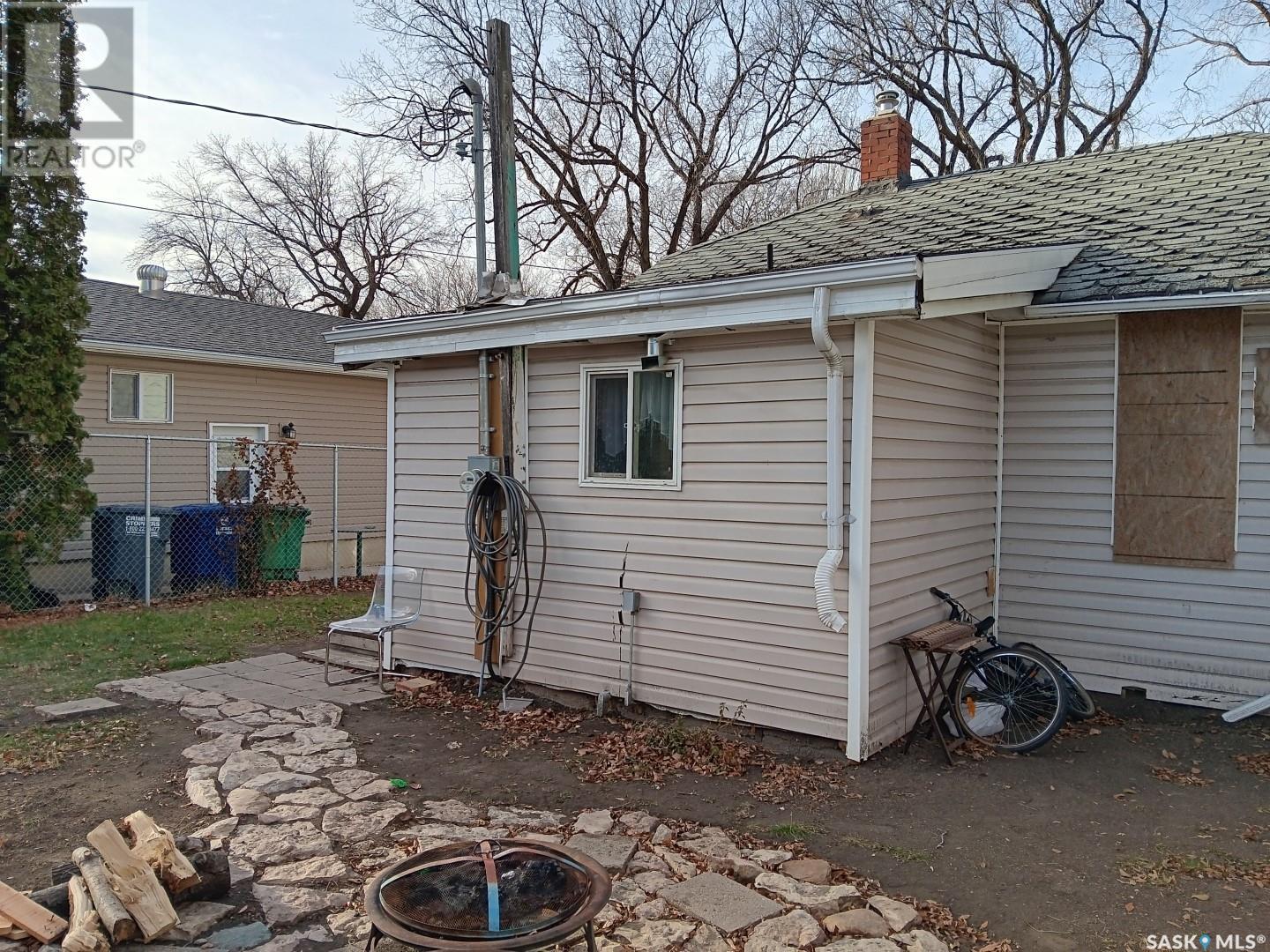 824 H Avenue N, Saskatoon, Saskatchewan  S7L 2C2 - Photo 21 - SK990475