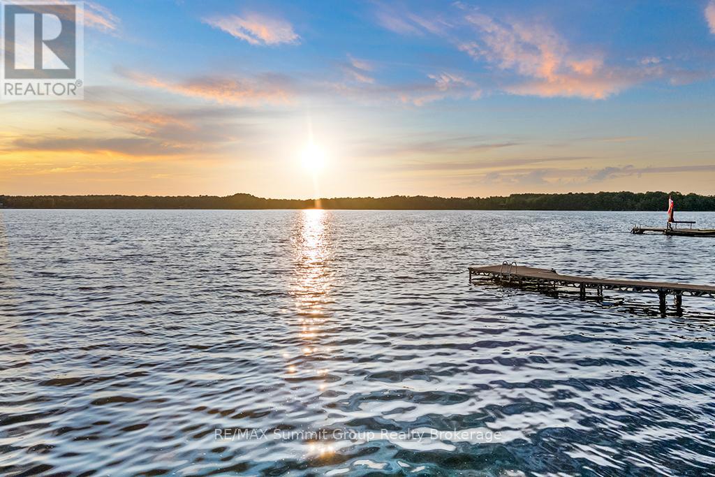 202 LAKESHORE BOULEVARD, Grey Highlands, Ontario