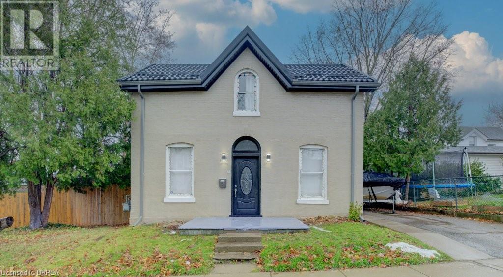 53 Sarah Street, Brantford, Ontario  N3S 2Z9 - Photo 2 - 40684196