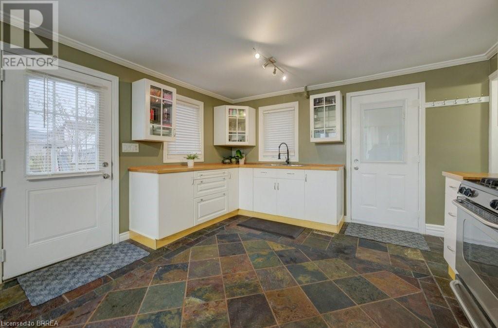 53 Sarah Street, Brantford, Ontario  N3S 2Z9 - Photo 12 - 40684196