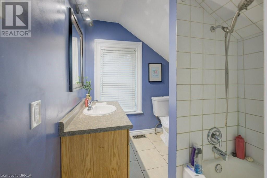 53 Sarah Street, Brantford, Ontario  N3S 2Z9 - Photo 28 - 40684196