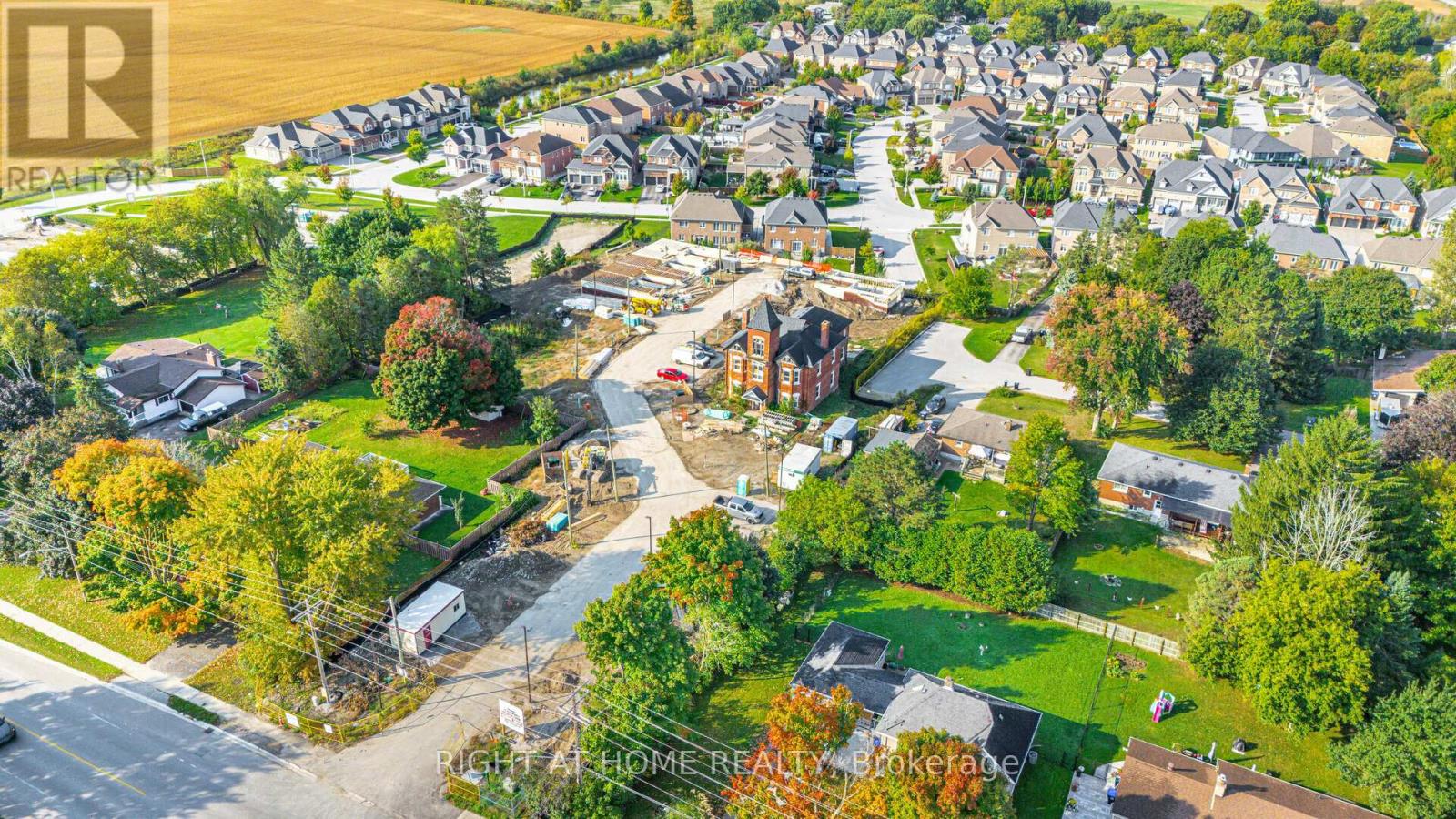 17 Ravenscraig Place, Innisfil, Ontario  L0L 1L0 - Photo 16 - N8443102