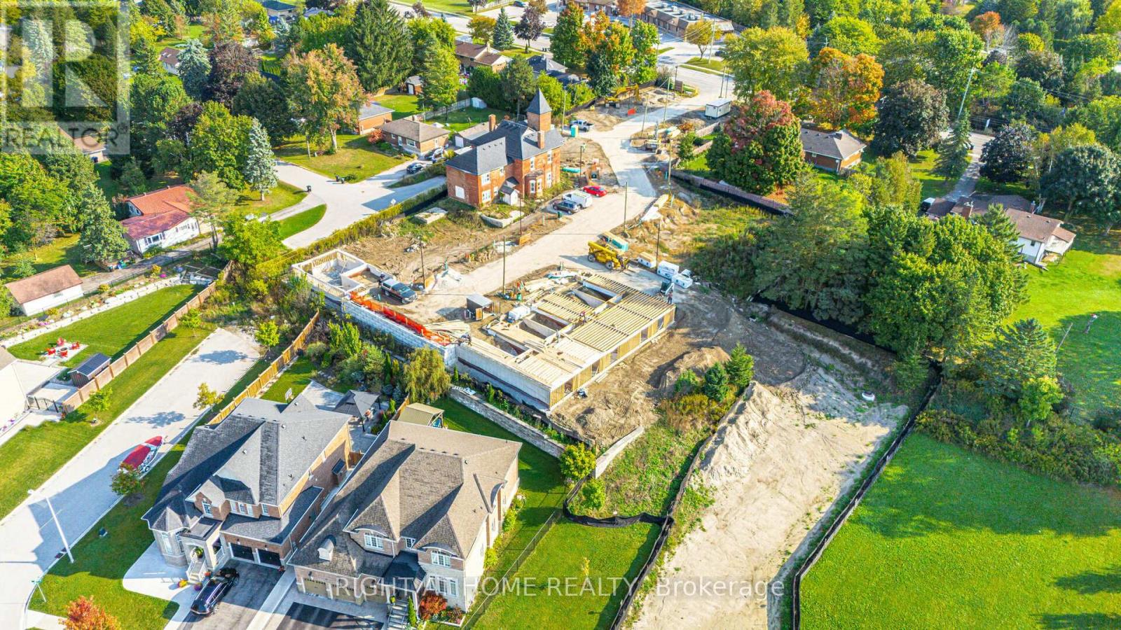 17 Ravenscraig Place, Innisfil, Ontario  L0L 1L0 - Photo 23 - N8443102